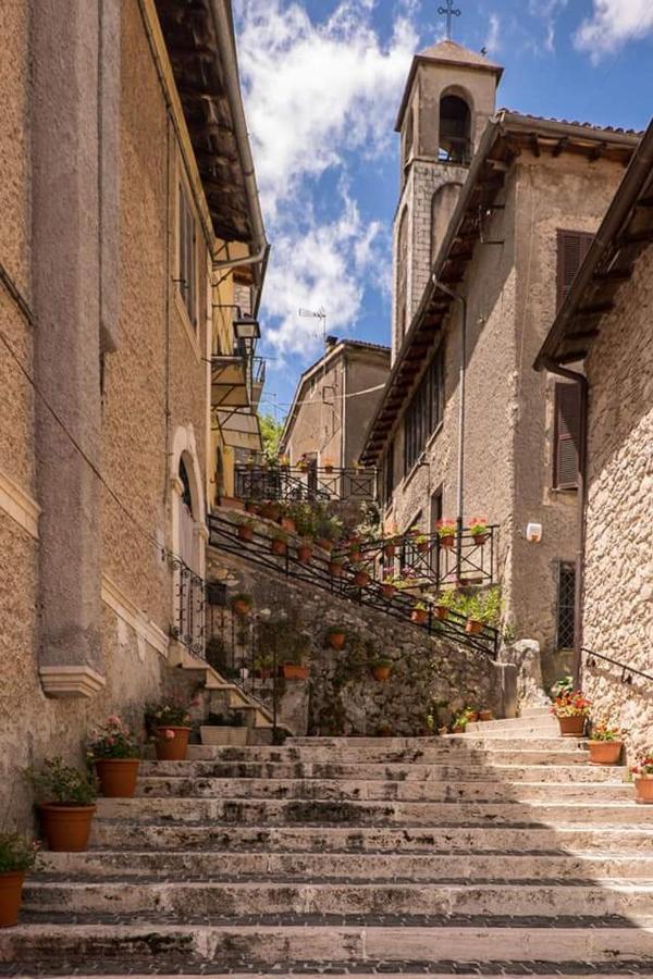 L'Oliveto Cineto Romano Exterior foto